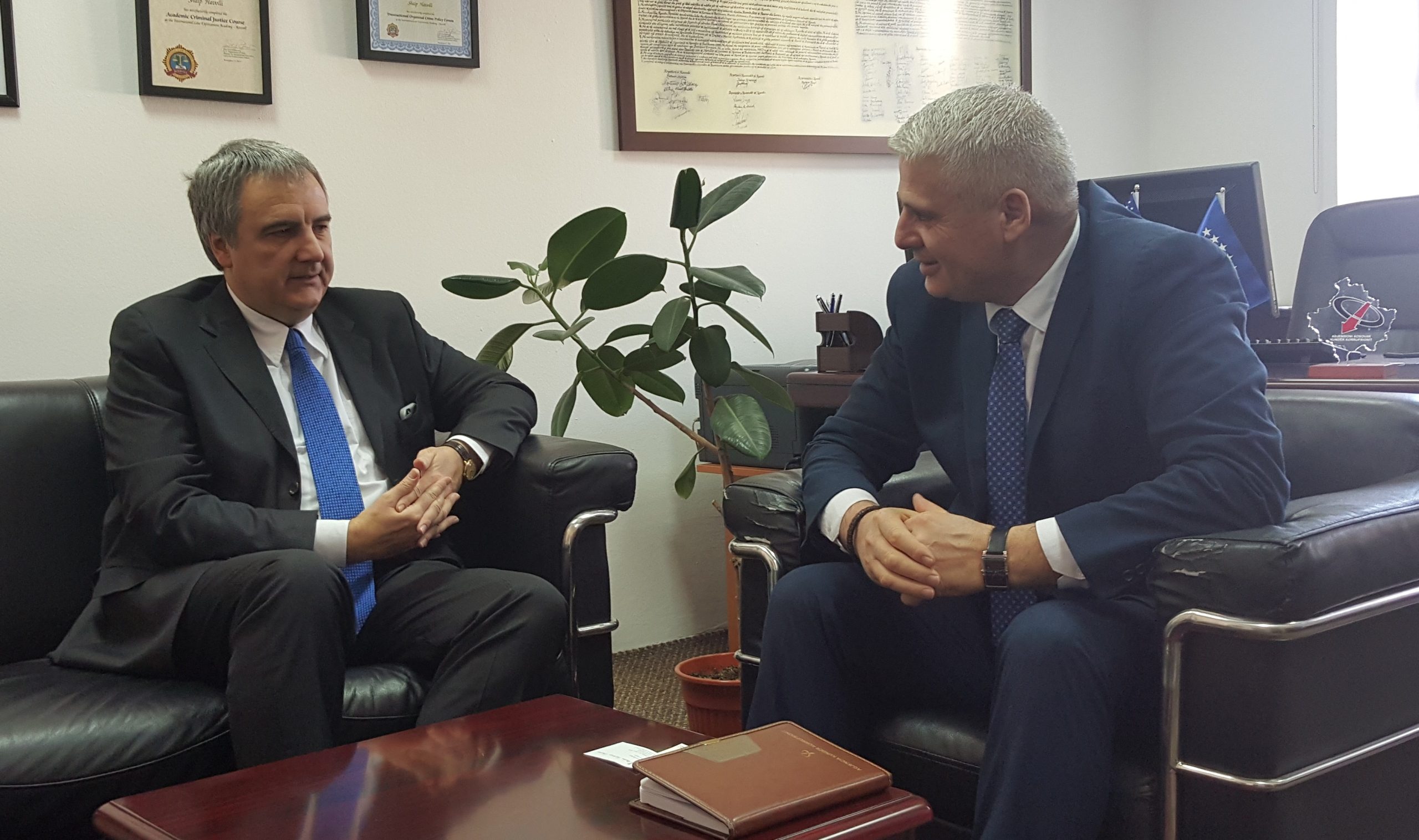 Drejtori Havolli dhe ambasadori Piero Cristoforo Sardi zotohen për bashkëpunim në angazhimet kundër korrupsionit
