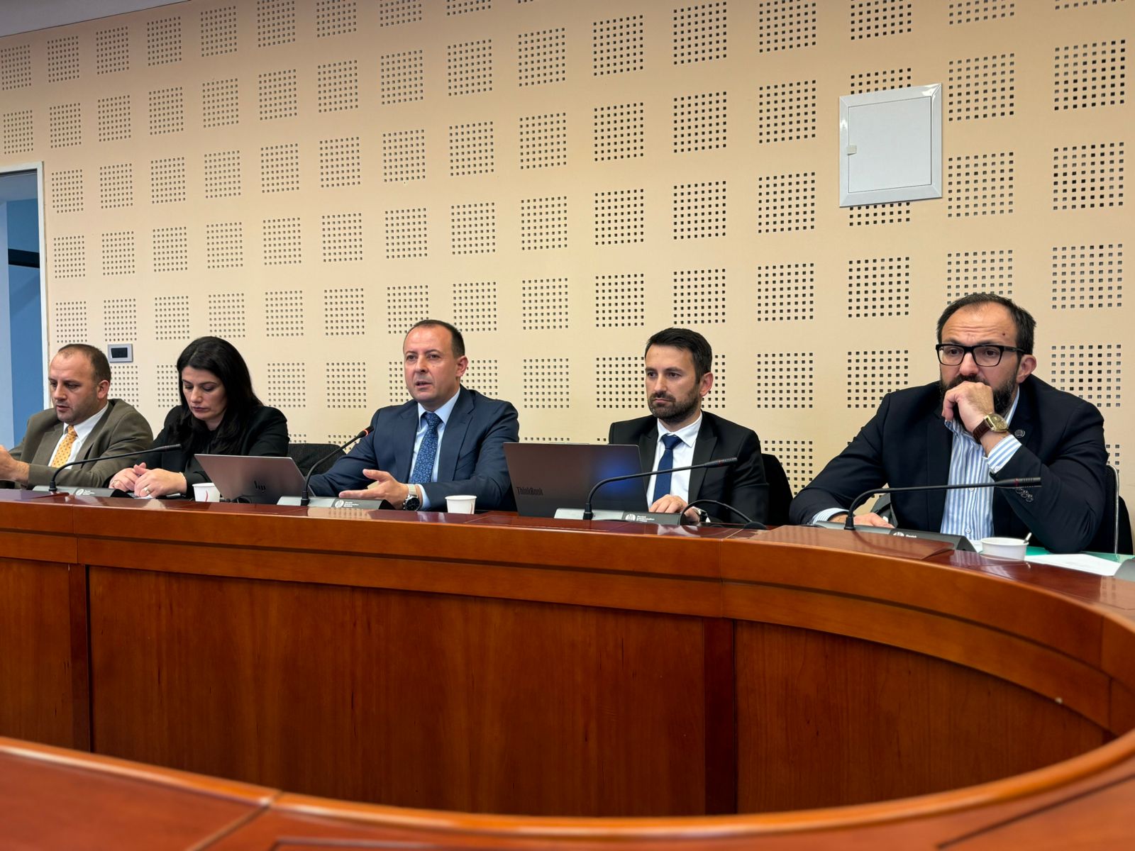 Plani i Performancës së APK-së për vitin 2025 miratohet njëzëri nga Komisioni Mbikëqyrës