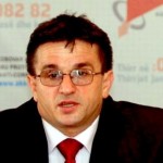 Mos ti lëmë rehat të korruptuarit